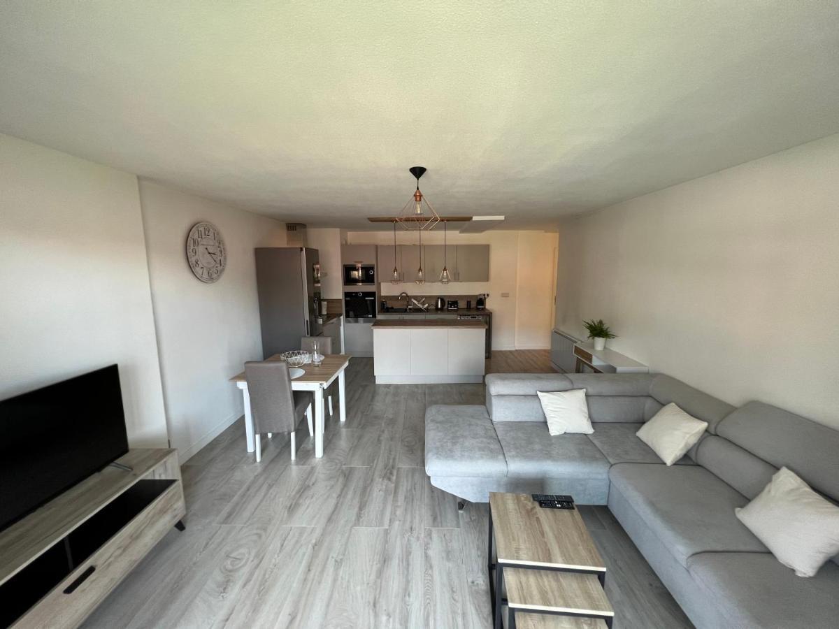 Appartement Entre Lacs, Montagnes Et Stations De Ski 본빌 외부 사진